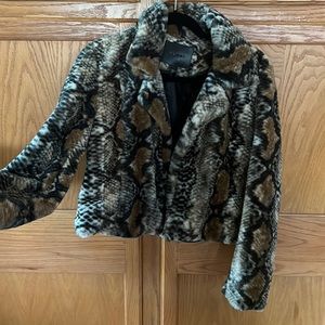 NWOT Cropped Faux Fur jacket